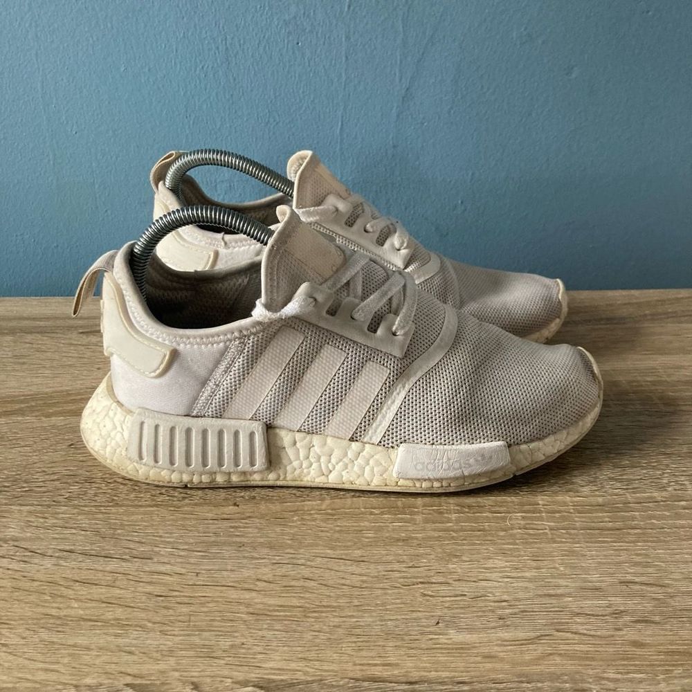 adidas NMD_R1 Mens Lifestyle Shoe Size 7.5 White FY9384